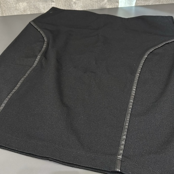 Max Studio - Picture 6 of 7